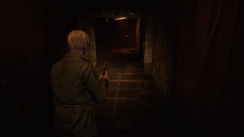 Silent Hill 2 Remake - James enfrentando uma enfermeira